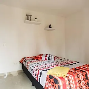 Apartamento Large 3 Bedroom Near Poblado W Free Parking