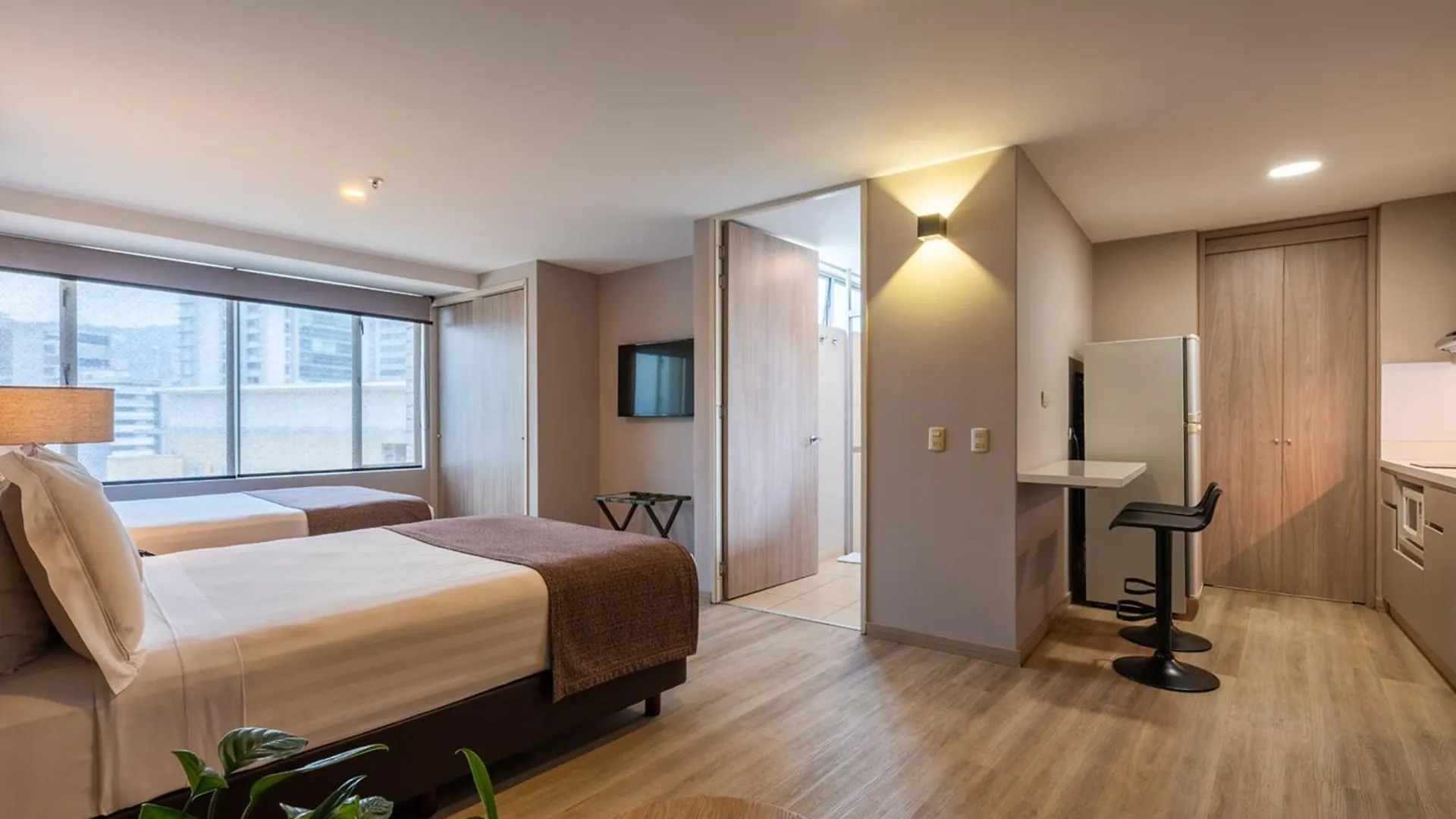 Estelar Apartamentos Medellín 3*,