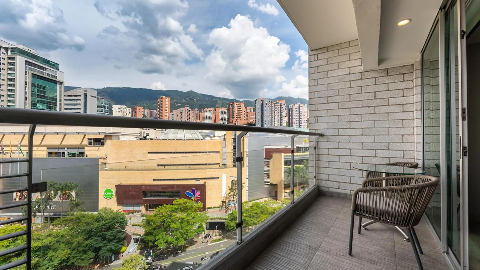 *** Aparthotel Estelar Apartamentos Medellín Colombia